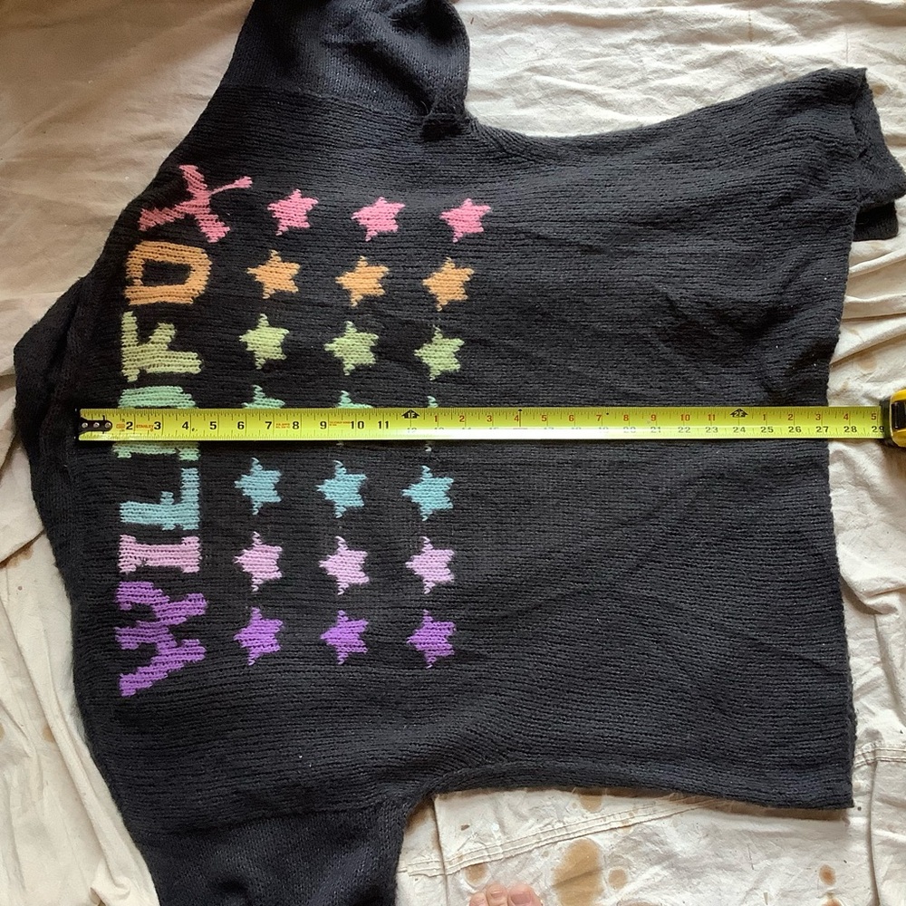 WILDFOX Stars Slouch Cardigan - Picture 6 of 7